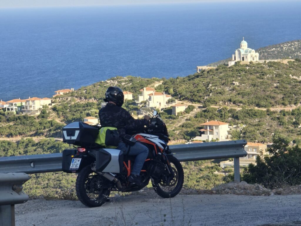 Aussicht genießen mit dem Motorrad KTM 1290 R Adventure
