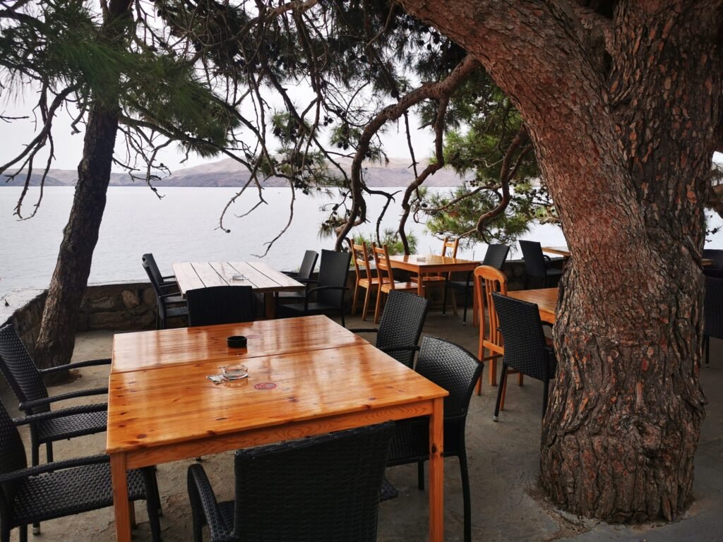 Karlobag Motorradlokal