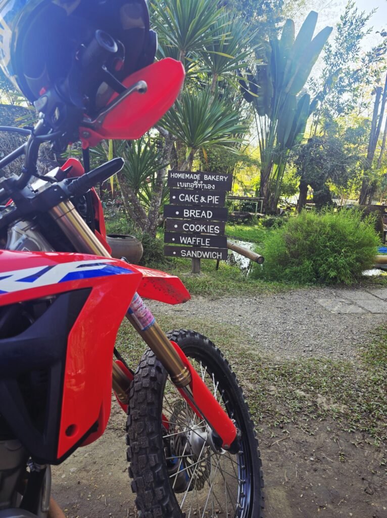 Thailand Motorradabenteuer – Natur, Kultur und kurvige Bergstraßen.