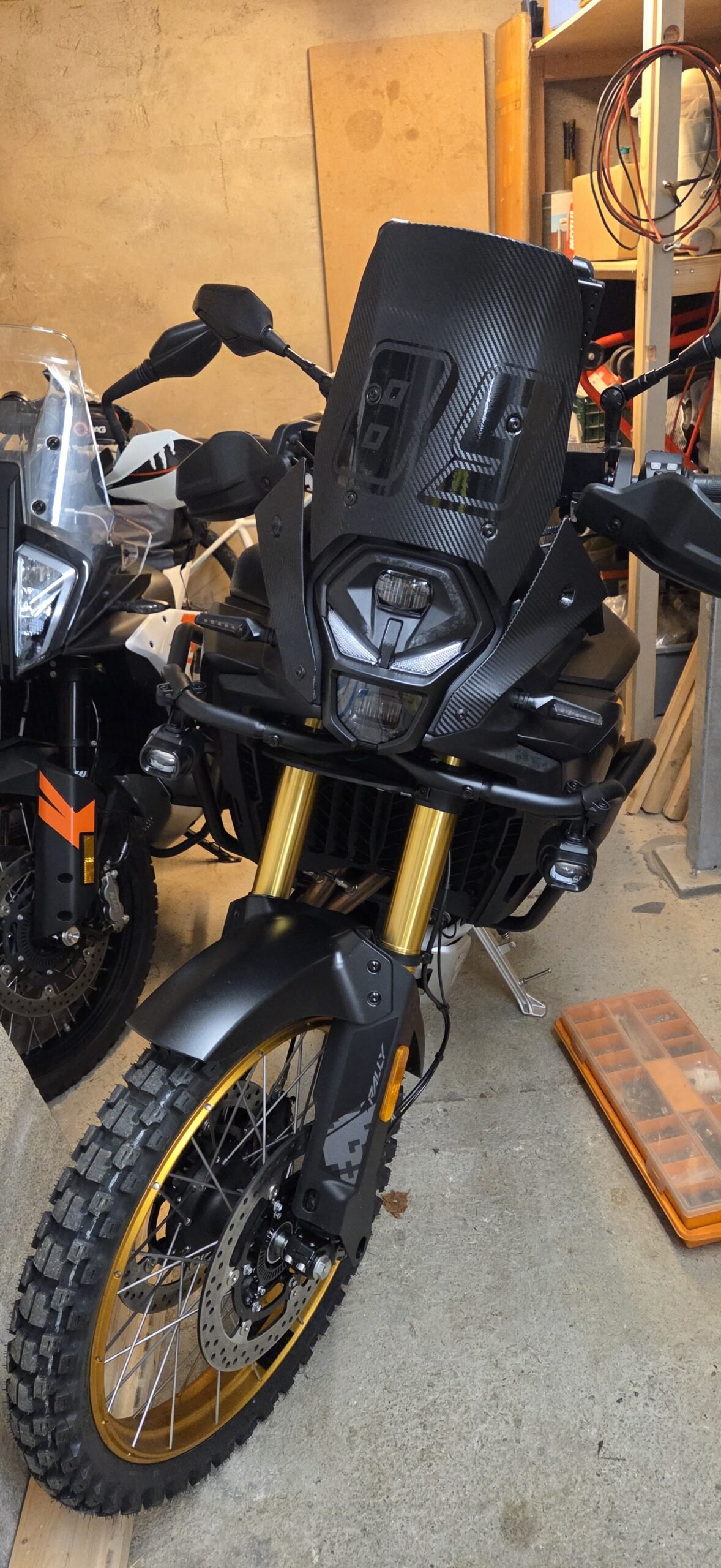 Voge DS800X Rally Umbau