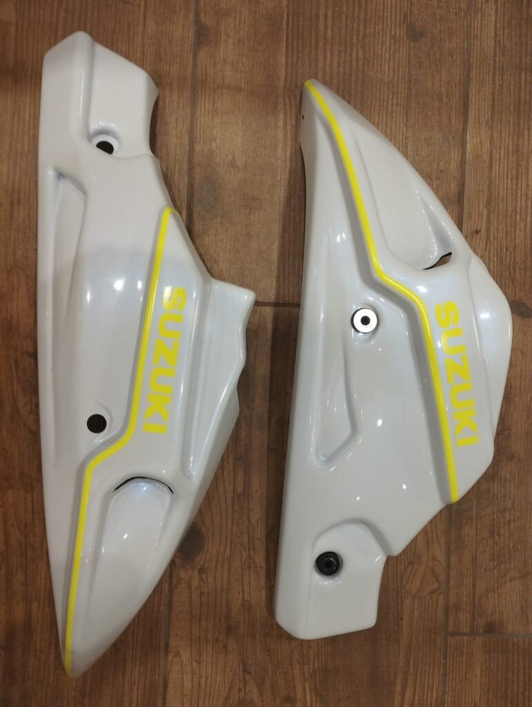 SUZUKI GSR 750 Pinstripes