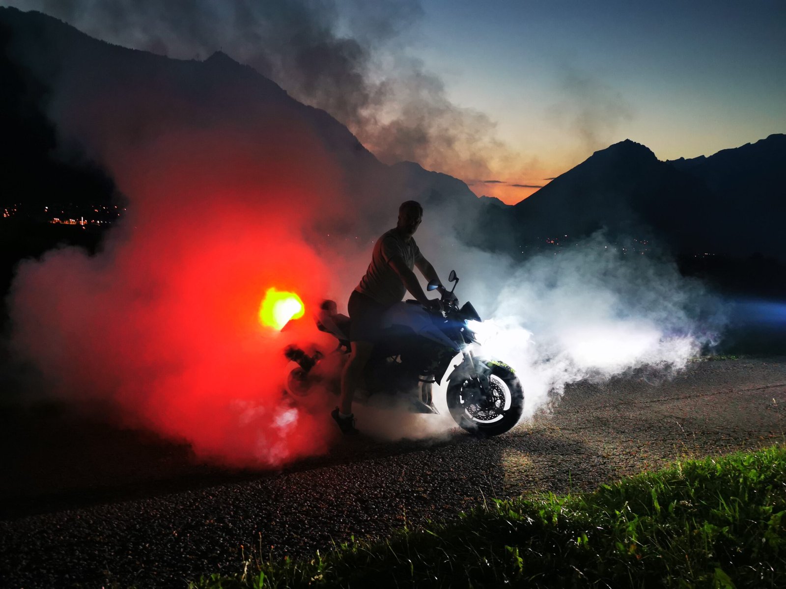 SUSZUKI GSR 750 Burnout