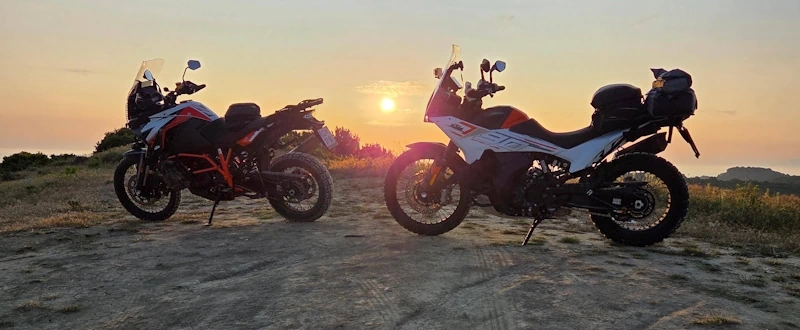 Motorradreisen, Fernweh und Abenteuerlust - von Tirol in die Welt.