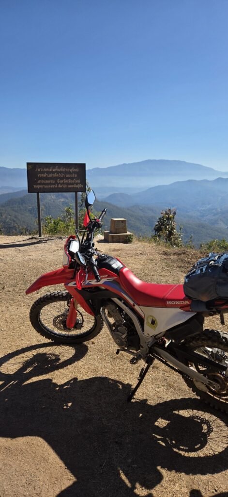 1.864 Kurven – typische Serpentine im Norden Thailand